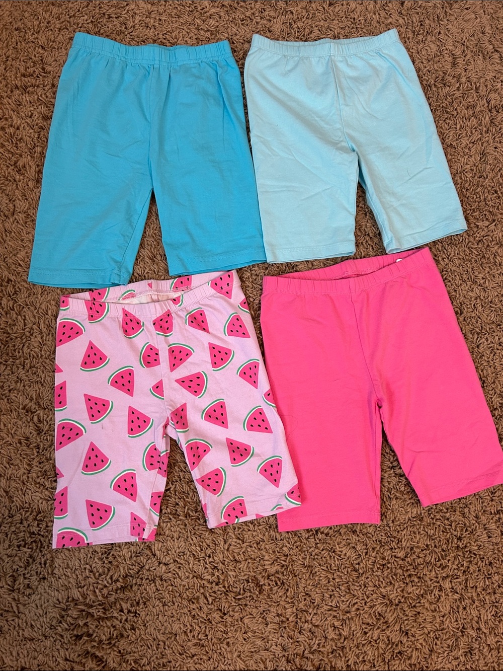 Girls 4 pair of biker shorts size medium 7-8